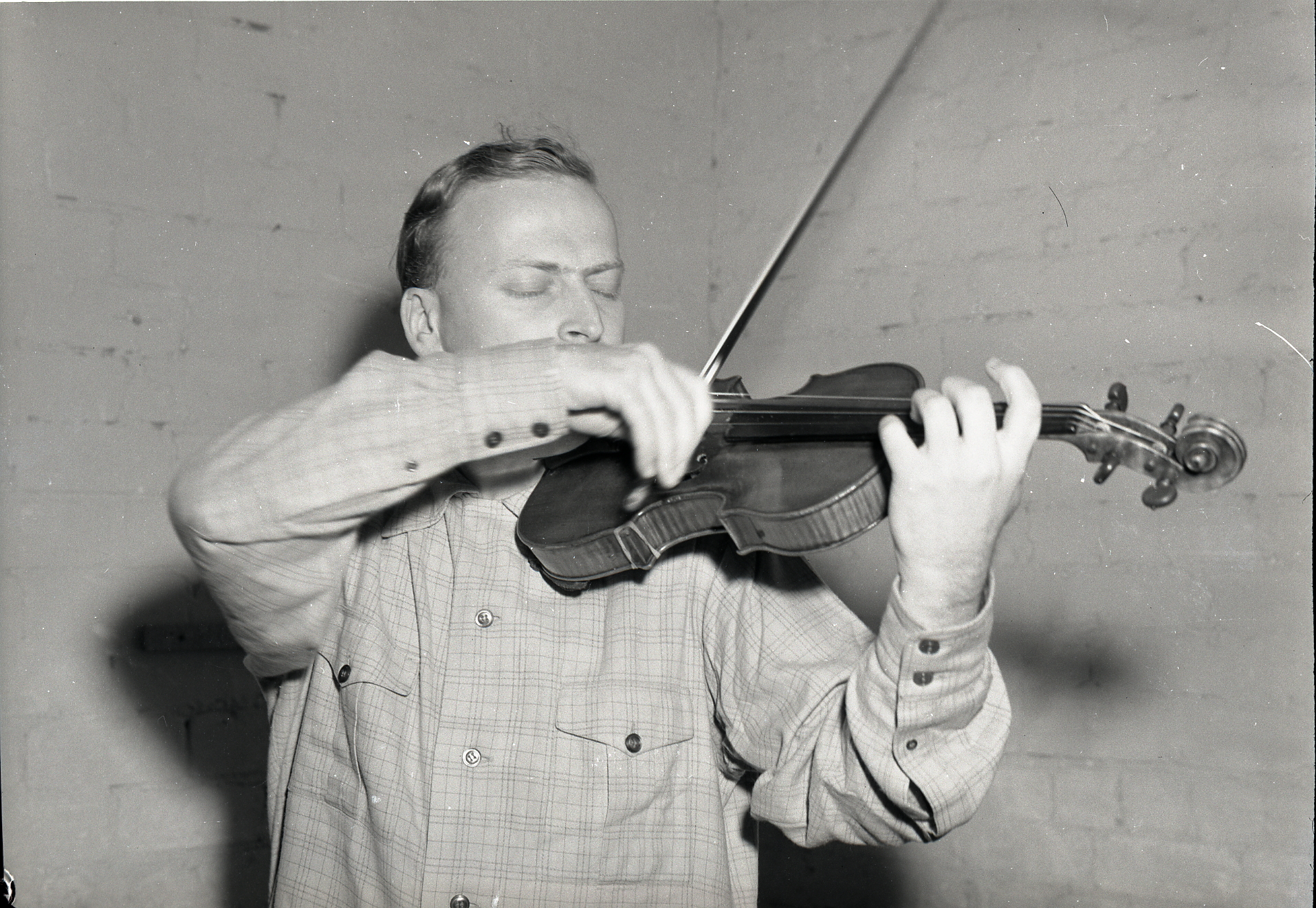 Violinist Yehudi Menuhin.